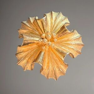 Vintage Coro Gold Tone Brooch